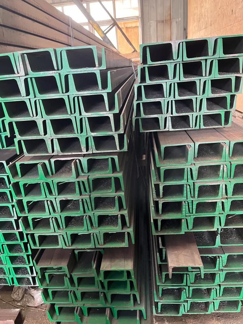 花垣幕墙槽钢插芯